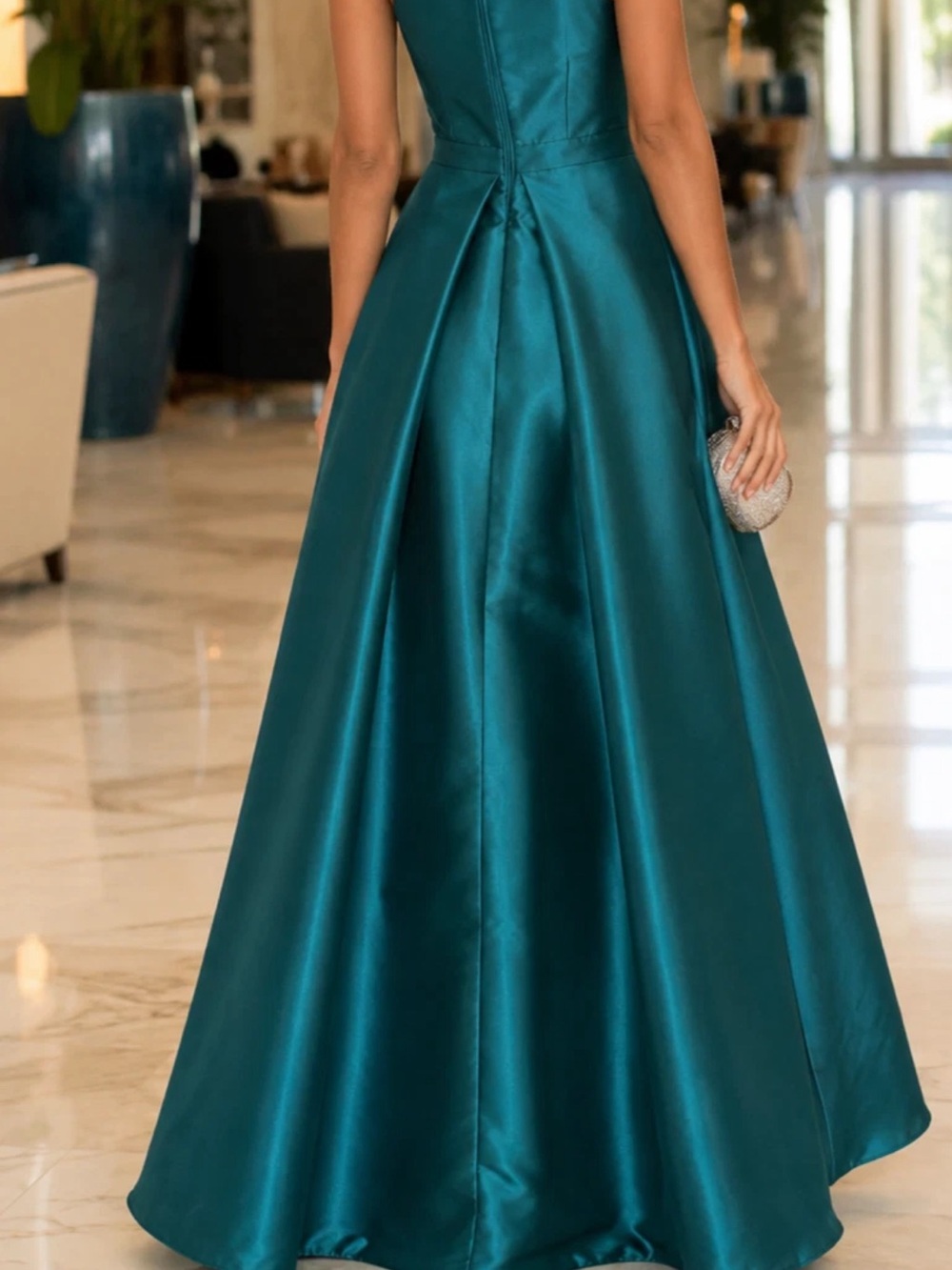 Lulus Broadway Show Emerald Green High-Low Gown Women's Size Small
New With Tags - Picture 4 of 6